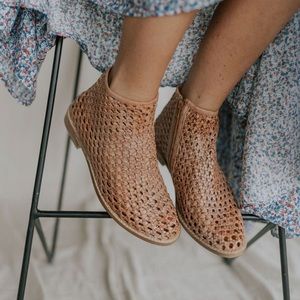 NWOT Free People Cayne Woven Bootie